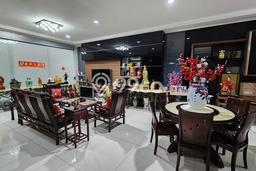 Siap Huni Rumah Mewah 5 Kamar di Kelapa Gading Dekat ke Mana Saja Siap Huni Rumah Mewah 5 Kamar di Kelapa Gading Dekat ke Mana Saja