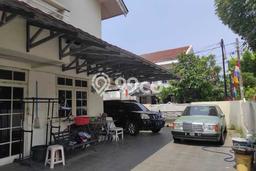 Rumah Terawat 3 KT 2 KM di Kelapa Gading, Jakarta Utara Rumah Terawat 3 KT 2 KM di Kelapa Gading, Jakarta Utara