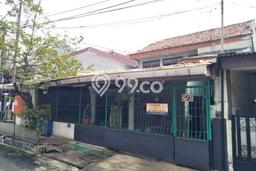 Rumah Strategis Minimalis Lb 180m2 di Pasar Minggu, Jakarta Selatan Rumah Strategis Minimalis Lb 180m2 di Pasar Minggu, Jakarta Selatan