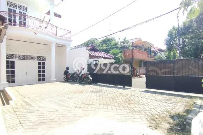 Rumah Sewa Bogor LT 253m2 LB 250m2 Area Indraprasta Rumah Sewa Bogor LT 253m2 LB 250m2 Area Indraprasta