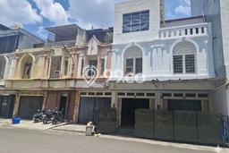Untuk Dijual Ruko di Cengkareng Jakarta Barat LT 56m2 / LB 56m2 Untuk Dijual Ruko di Cengkareng Jakarta Barat LT 56m2 / LB 56m2