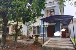 Ready to Use! Luxury House LT 180m2 Desain Modern di BSD Ready to Use! Luxury House LT 180m2 Desain Modern di BSD