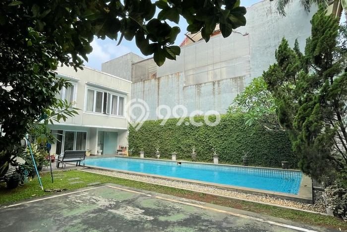 Rumah Elit LB 1000m2 Siap Pakai Desain Elegan di BSD, Tangerang Rumah Elit LB 1000m2 Siap Pakai Desain Elegan di BSD, Tangerang