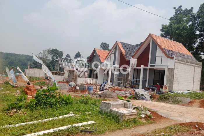 Rumah di Gunung Pati, Luas 120m2m², Bangunan 36m2m² Rumah di Gunung Pati, Luas 120m2m², Bangunan 36m2m²