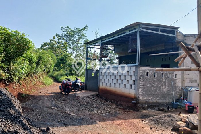 Rumah 8 KT 8 KM di Lokasi Strategis Gunung Pati, Semarang Rumah 8 KT 8 KM di Lokasi Strategis Gunung Pati, Semarang