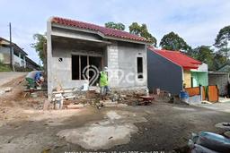 Rumah di Gunung Pati, Semarang, LT 70m² Bangunan 32m² Rumah di Gunung Pati, Semarang, LT 70m² Bangunan 32m²