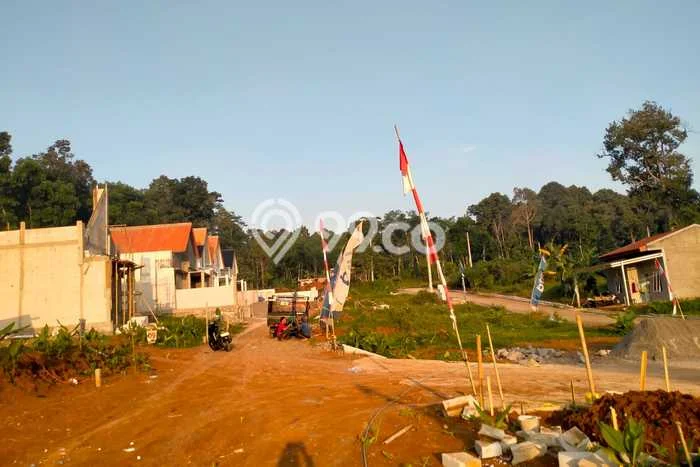 Rumah di Gunung Pati, Luas 120m2m², Bangunan 36m2m² Rumah di Gunung Pati, Luas 120m2m², Bangunan 36m2m²