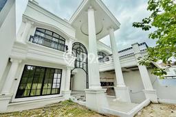 For Sale! Premium House LT 525m2 Desain Modern di Sentul City For Sale! Premium House LT 525m2 Desain Modern di Sentul City