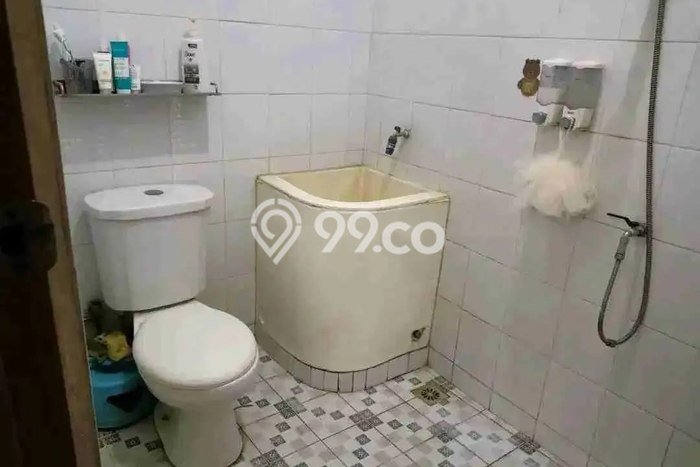 Rumah Minimalis 4 KT di Burangrang Bandung Semi Furnished Rumah Minimalis 4 KT di Burangrang Bandung Semi Furnished