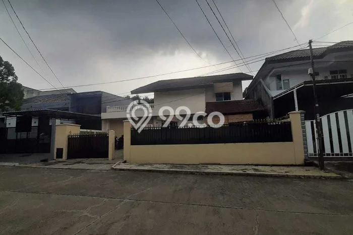 Disewakan Hunian Konsep Modern di Cinere Depok dengan 4 Kamar Disewakan Hunian Konsep Modern di Cinere Depok dengan 4 Kamar