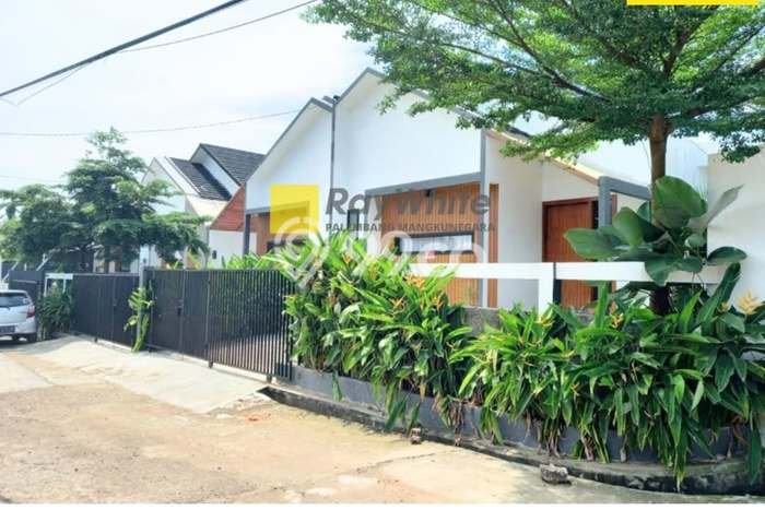 Rumah Bagus area Sako, Palembang, Luas Tanah 196m2m², LB 75m2m² Rumah Bagus area Sako, Palembang, Luas Tanah 196m2m², LB 75m2m²