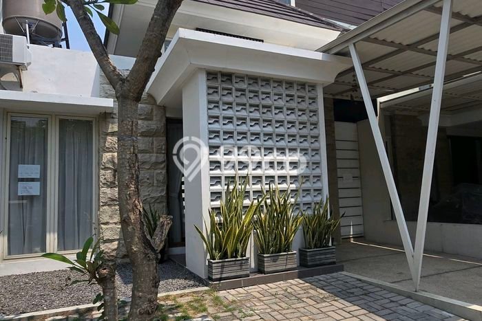 Lokasi strategis! Rumah siap huni disewakan di Sidoarjo LB 45m2 Lokasi strategis! Rumah siap huni disewakan di Sidoarjo LB 45m2