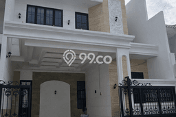 Jual Rumah Luas Megah Dengan View Cantik di Pakuwon City, Surabaya Jual Rumah Luas Megah Dengan View Cantik di Pakuwon City, Surabaya