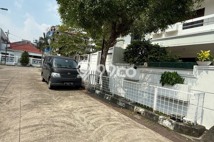 Rumah Luxury Modern Siap Huni di Green Garden Jakarta Barat Rumah Luxury Modern Siap Huni di Green Garden Jakarta Barat