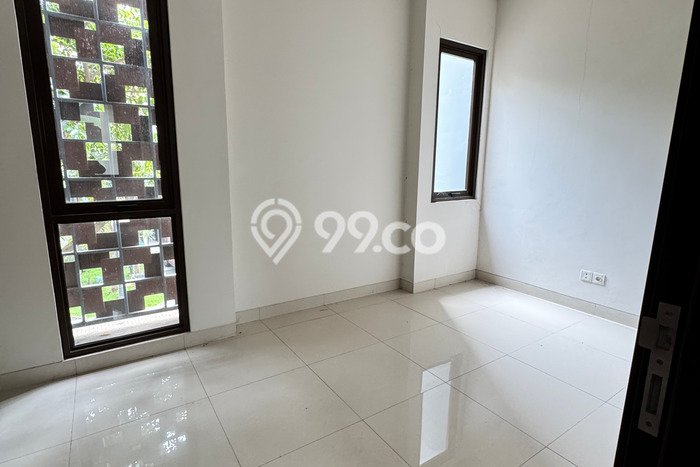 Untuk Dijual Kost di BSD, Tangerang Selatan, 5 KT, 4 KM, Luas 128m2 Untuk Dijual Kost di BSD, Tangerang Selatan, 5 KT, 4 KM, Luas 128m2