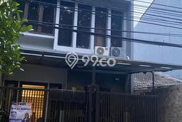 NEW LISTING! Rumah Premium area Kelapa Gading, LT 120m² LB 270m² NEW LISTING! Rumah Premium area Kelapa Gading, LT 120m² LB 270m²