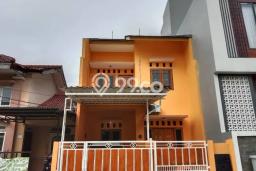 Rumah 2 Lantai Dekat Sekolah Tarakanita, Dekat Ke Karawaci Rumah 2 Lantai Dekat Sekolah Tarakanita, Dekat Ke Karawaci