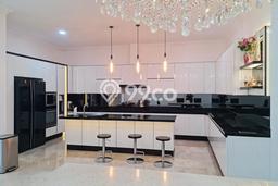Rumah Elit LB 368m2 Siap Huni Desain Elegan di Alam Sutera, Tangerang Rumah Elit LB 368m2 Siap Huni Desain Elegan di Alam Sutera, Tangerang
