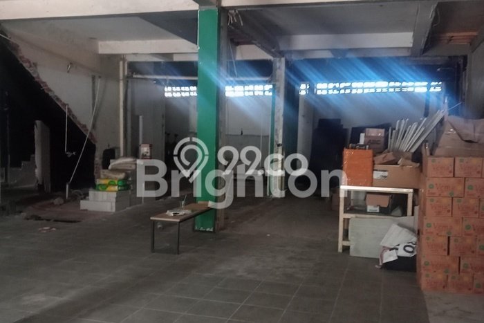Disewakan Gudang di Kawasan Ramai Sunset Road Luas 780m2 Disewakan Gudang di Kawasan Ramai Sunset Road Luas 780m2