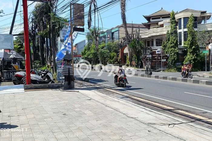 Ruko untuk Disewa di Pusat Denpasar Luas Bangunan 216m2 Ruko untuk Disewa di Pusat Denpasar Luas Bangunan 216m2