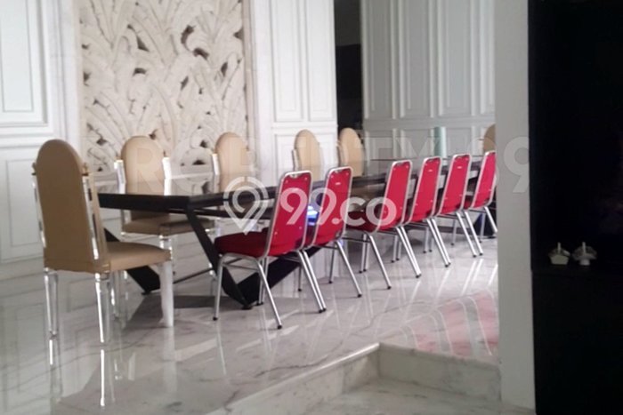 Hunian Mewah Siap Huni LT 925m2 di Menteng, Jakarta Pusat Hunian Mewah Siap Huni LT 925m2 di Menteng, Jakarta Pusat
