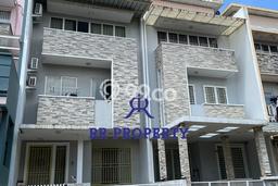 Rumah Asri di Pantai Indah Kapuk, 3 KT, Akses Mudah Rumah Asri di Pantai Indah Kapuk, 3 KT, Akses Mudah