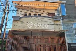 Rumah sewa siap huni 4 Kamar Tidur di Muara Karang, Jakarta Utara Rumah sewa siap huni 4 Kamar Tidur di Muara Karang, Jakarta Utara