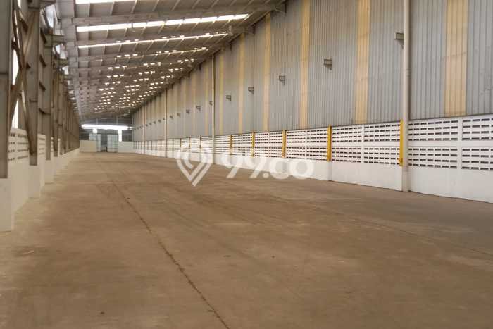 Gudang Area Strategis di Sepatan, Luas 1960m², Jalur Utama Gudang Area Strategis di Sepatan, Luas 1960m², Jalur Utama