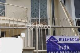 Rumah sewa siap huni 3 Kamar Tidur di Pantai Indah Kapuk, Jakarta Utara Rumah sewa siap huni 3 Kamar Tidur di Pantai Indah Kapuk, Jakarta Utara