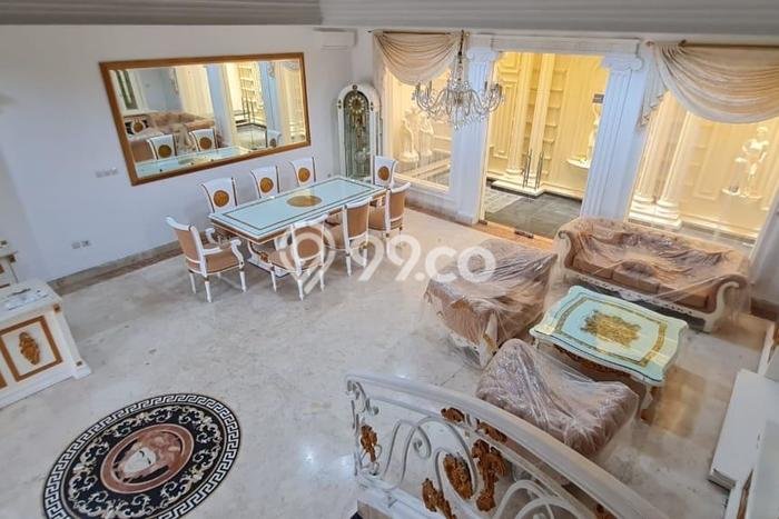 Rumah Elit Modern Siap Huni di Pantai Indah Kapuk Jakarta Utara Rumah Elit Modern Siap Huni di Pantai Indah Kapuk Jakarta Utara