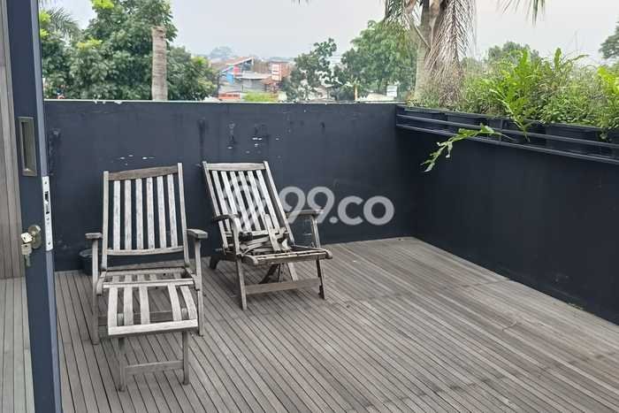 Sewa Ruko 3 Lantai di Mekar Wangi, Bandung Sewa Ruko 3 Lantai di Mekar Wangi, Bandung