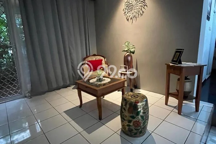 For Sale! Luxury House LT 400m2 Desain Elegan di Dago For Sale! Luxury House LT 400m2 Desain Elegan di Dago