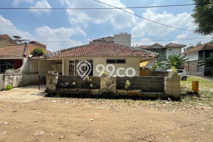 Rumah Strategis dengan 4 Kamar Tidur di Kawasan Gunung Batu, Bandung Rumah Strategis dengan 4 Kamar Tidur di Kawasan Gunung Batu, Bandung