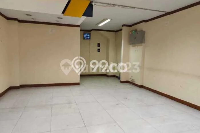 LOKASI PREMIUM! Ruko Kawasan Buah Batu, Luas 150m², Pusat Bisnis LOKASI PREMIUM! Ruko Kawasan Buah Batu, Luas 150m², Pusat Bisnis