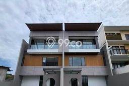 Ready to Use! Premium House LT 153m2 Desain Modern di Setra Duta Ready to Use! Premium House LT 153m2 Desain Modern di Setra Duta