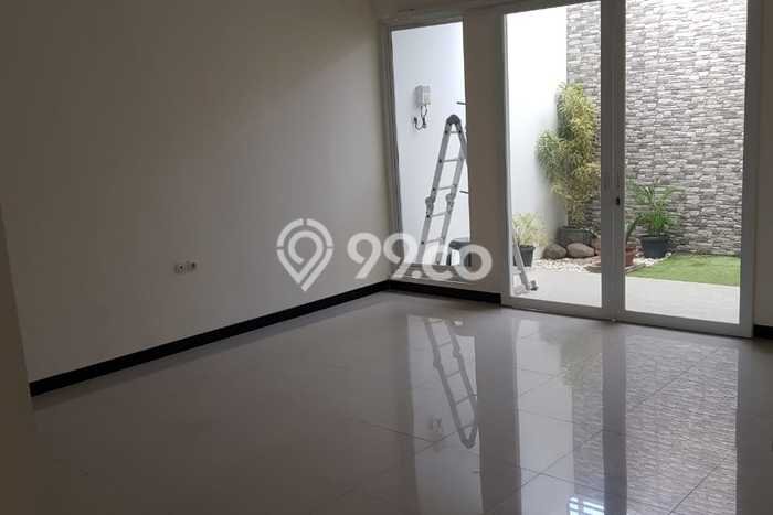 Dijual Hunian Rumah Terawat 3 Kamar di Mekar Wangi, Bandung Dijual Hunian Rumah Terawat 3 Kamar di Mekar Wangi, Bandung
