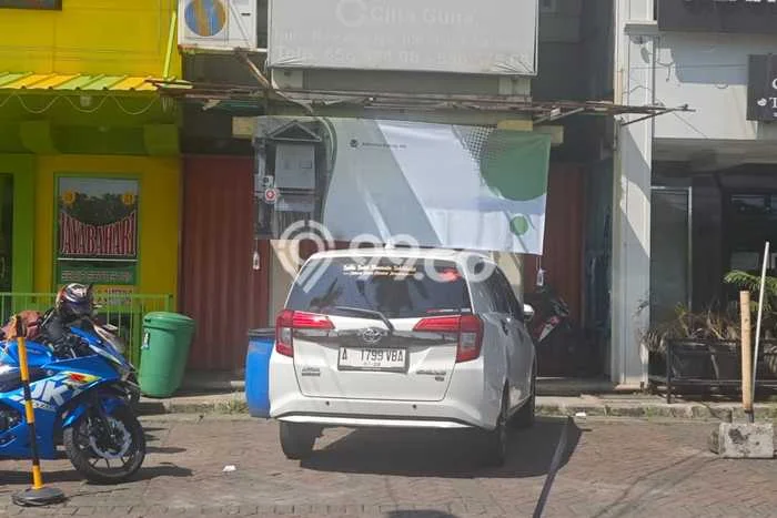 Disewakan Ruko di Pusat Kota Tangerang Ramai Strategis Disewakan Ruko di Pusat Kota Tangerang Ramai Strategis