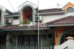 Rumah 2 Lantai Bagus SHM dekat jalan tol Tb Simatupang Rumah 2 Lantai Bagus SHM dekat jalan tol Tb Simatupang