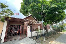 Jual Rumah Strategis Bagus Punya 4 KT di Larangan Tangerang SHM Jual Rumah Strategis Bagus Punya 4 KT di Larangan Tangerang SHM