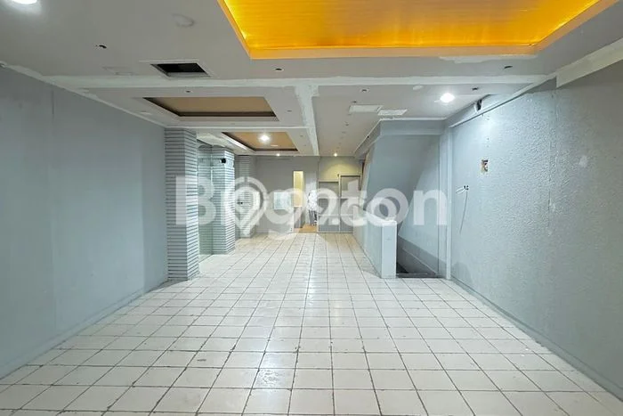 Ruko Disewakan Cepat di Kebayoran Baru Jakarta Selatan LB 216m2 Ruko Disewakan Cepat di Kebayoran Baru Jakarta Selatan LB 216m2