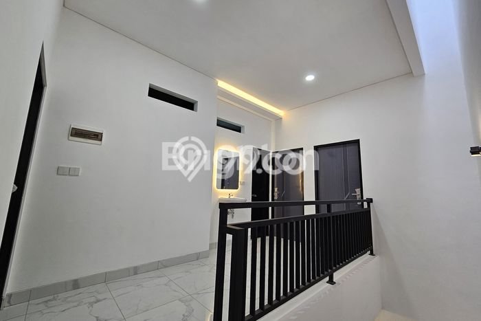 Rumah Minimalis 3 KT LT 100m2 di Meruya Rumah Minimalis 3 KT LT 100m2 di Meruya