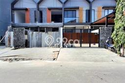 For Sale Hunian Rumah Terawat 3 KT di Meruya, Jakarta Barat For Sale Hunian Rumah Terawat 3 KT di Meruya, Jakarta Barat