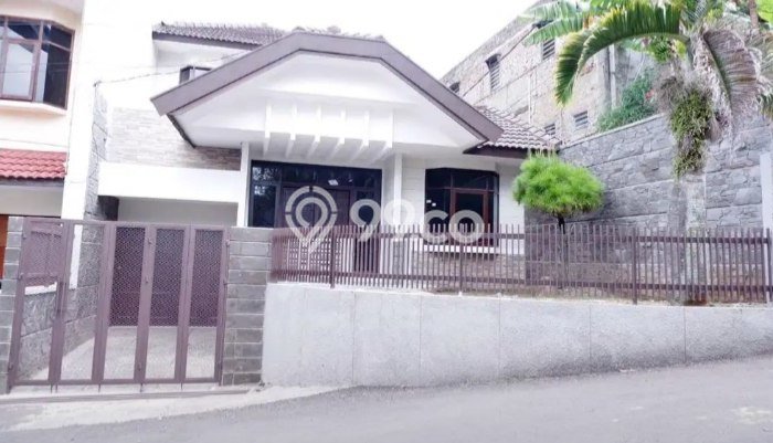 PROMO SPESIAL! Rumah Nyaman di Cidadap, LT 293m2m² Bangunan 370m2m² PROMO SPESIAL! Rumah Nyaman di Cidadap, LT 293m2m² Bangunan 370m2m²