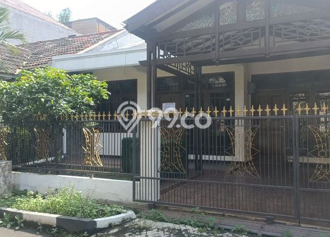 Dijual Rumah 6 Kamar Lokasi Ideal Nyaman dan Strategis di Antapani Dijual Rumah 6 Kamar Lokasi Ideal Nyaman dan Strategis di Antapani