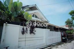 Rumah Minimalis 3 KT di Margacinta Bandung Semi Furnished Rumah Minimalis 3 KT di Margacinta Bandung Semi Furnished