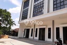 Disewakan Ruko di Pusat Kota Bandung Ramai Strategis Disewakan Ruko di Pusat Kota Bandung Ramai Strategis
