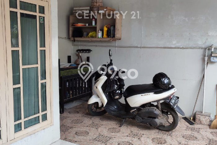 Dijual Rumah 3 Kamar Lokasi Ideal Bagus dan Strategis di Beji Dijual Rumah 3 Kamar Lokasi Ideal Bagus dan Strategis di Beji