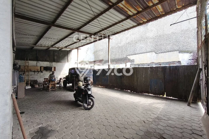 Komersial Dijual di Bandung LT 297m2 & LB 175m2 Lokasi Terbaik! Komersial Dijual di Bandung LT 297m2 & LB 175m2 Lokasi Terbaik!