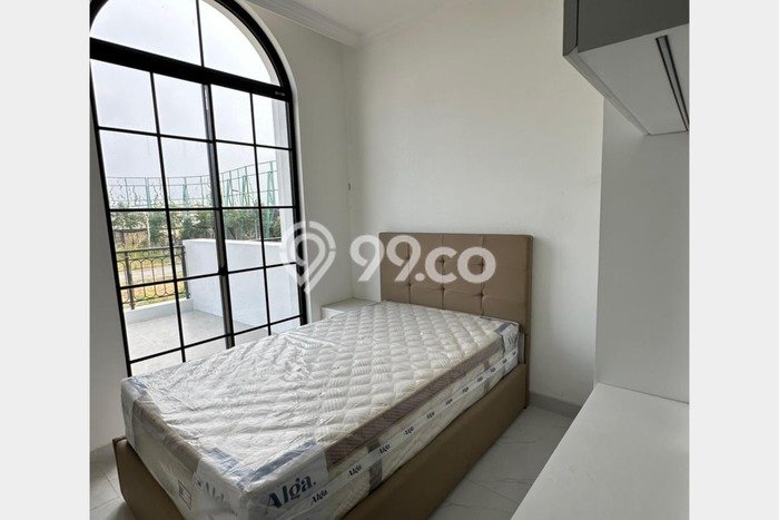 Disewakan! Rumah 2 Kamar Tidur &
1 Kamar Mandi di Pantai Indah Kapuk 2, Jakarta Utara Disewakan! Rumah 2 Kamar Tidur &
1 Kamar Mandi di Pantai Indah Kapuk 2, Jakarta Utara