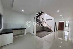 Jual Rumah Mewah Megah Dengan View Cantik di Setra Duta, Bandung Jual Rumah Mewah Megah Dengan View Cantik di Setra Duta, Bandung
